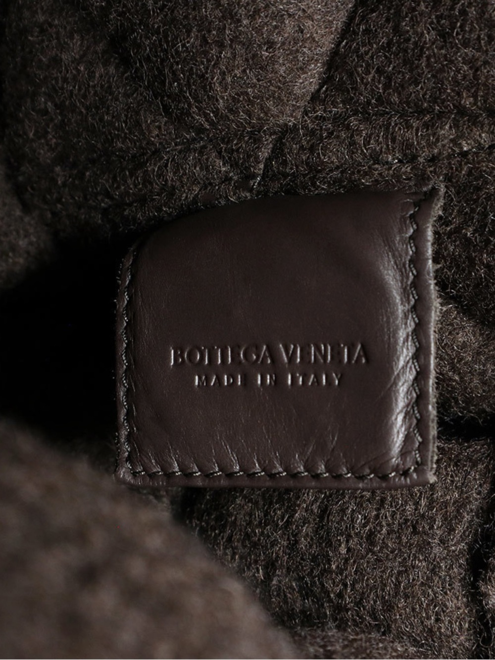 BOTTEGA VENETA Padded Tote Bag Calfskin Leather Wool Fondant. NEW! RT $ 4990. XL - Picture 6 of 12
